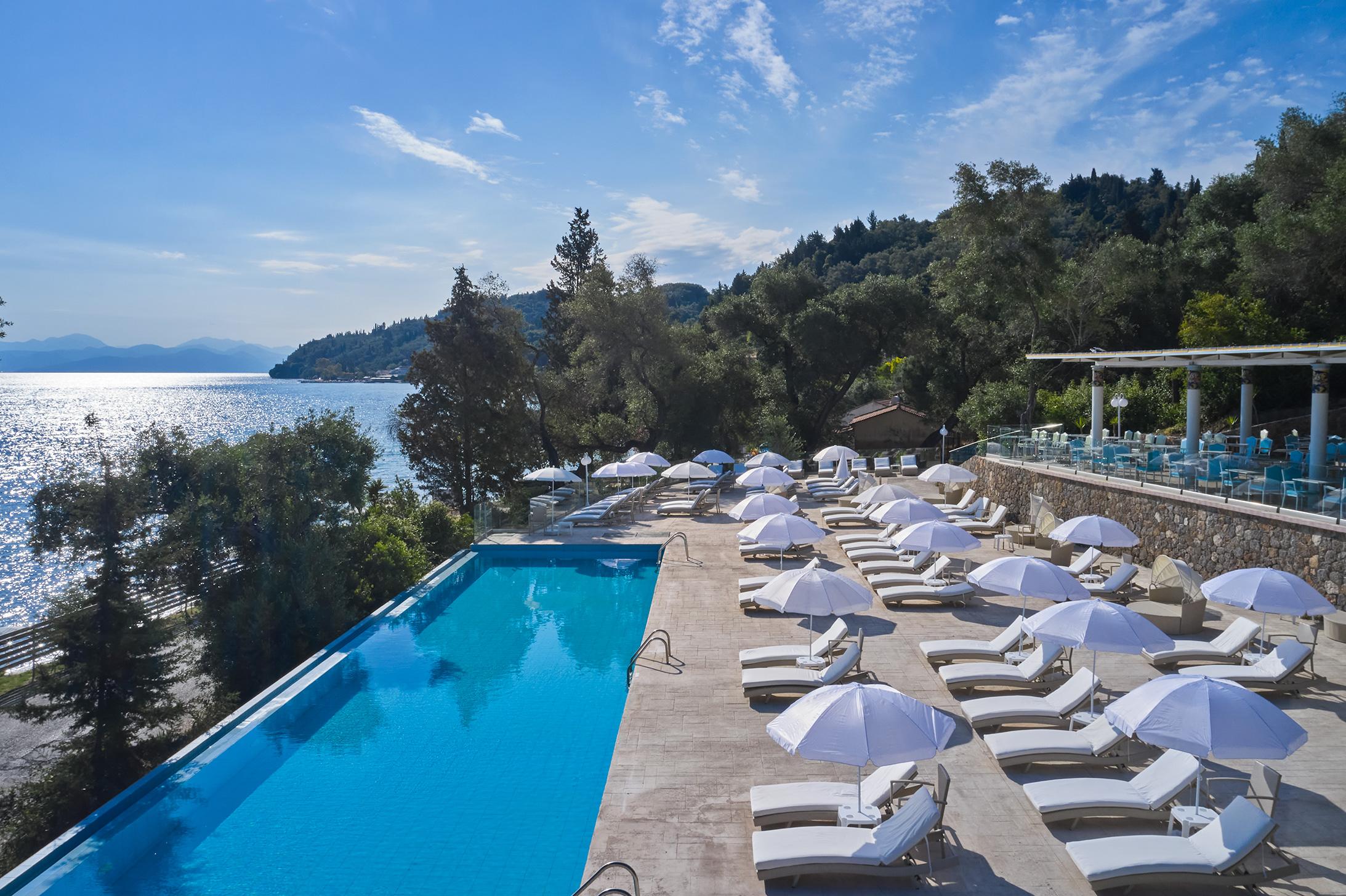 Kairaba Mythos Palace - Adults Only Kouspádhes Dış mekan fotoğraf The hotel's pool