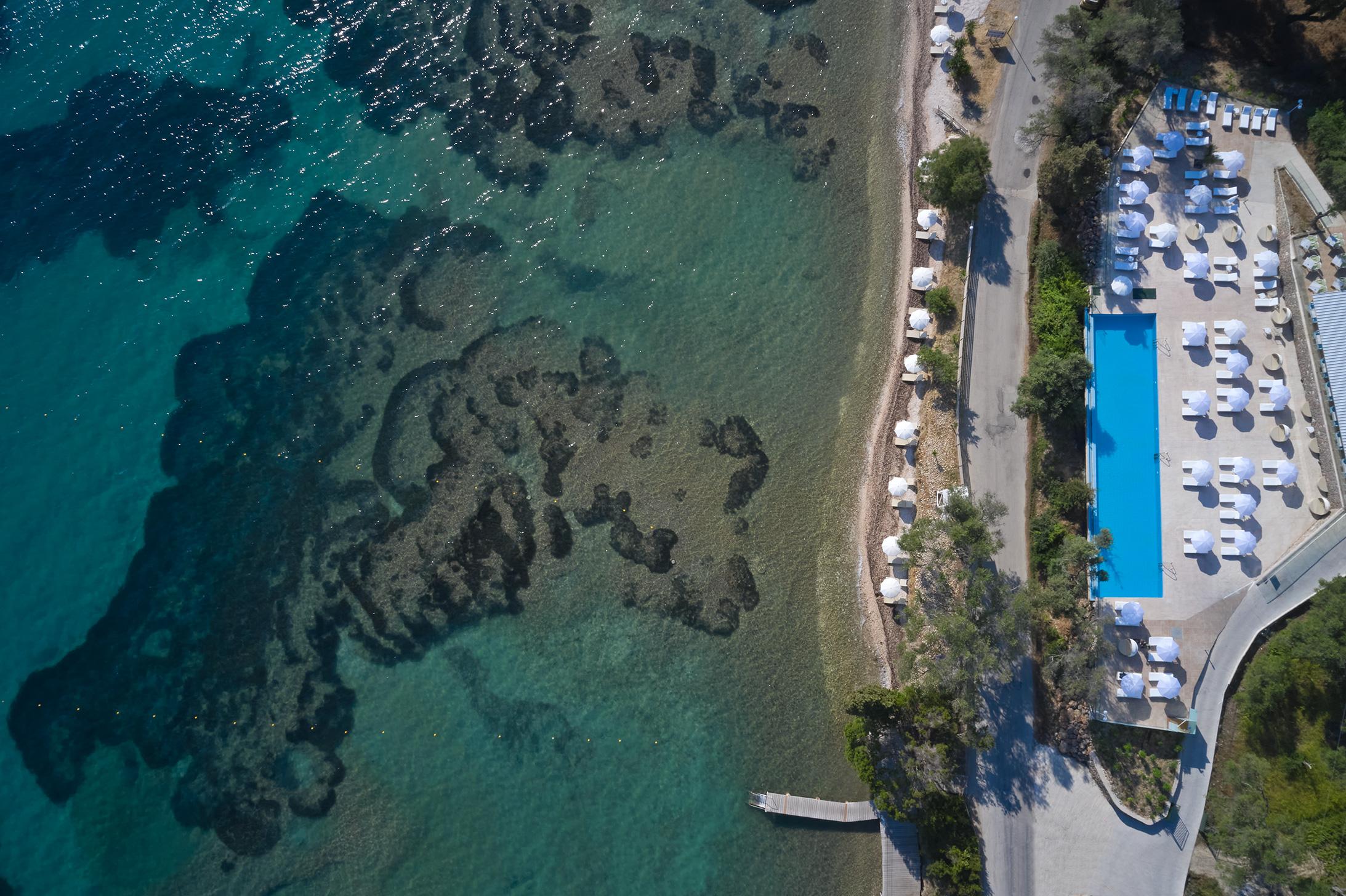 Kairaba Mythos Palace - Adults Only Kouspádhes Dış mekan fotoğraf Aerial view of the bay